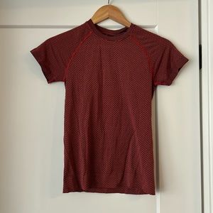 Oiselle flow tshirt | size XS | EUC